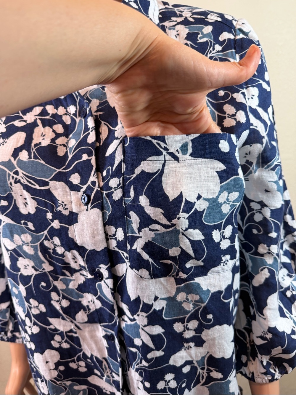 Charter Club Navy and White Floral Button-Front Swing Coverup medium 100% linen - Picture 13 of 14